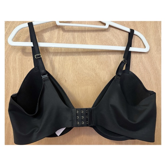 Victoria’s Secret LOVE CLOUD Full Coverage Bra - Picture 5 of 10